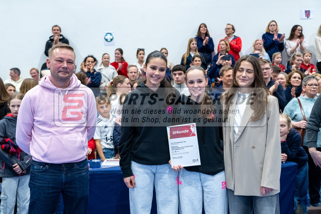 HK_20250223_103338 | Deutsche Meisterschaft wU14 Finale und Ehrungen am 23.2.2025 Düsseldorfer HC, Düsseldorf