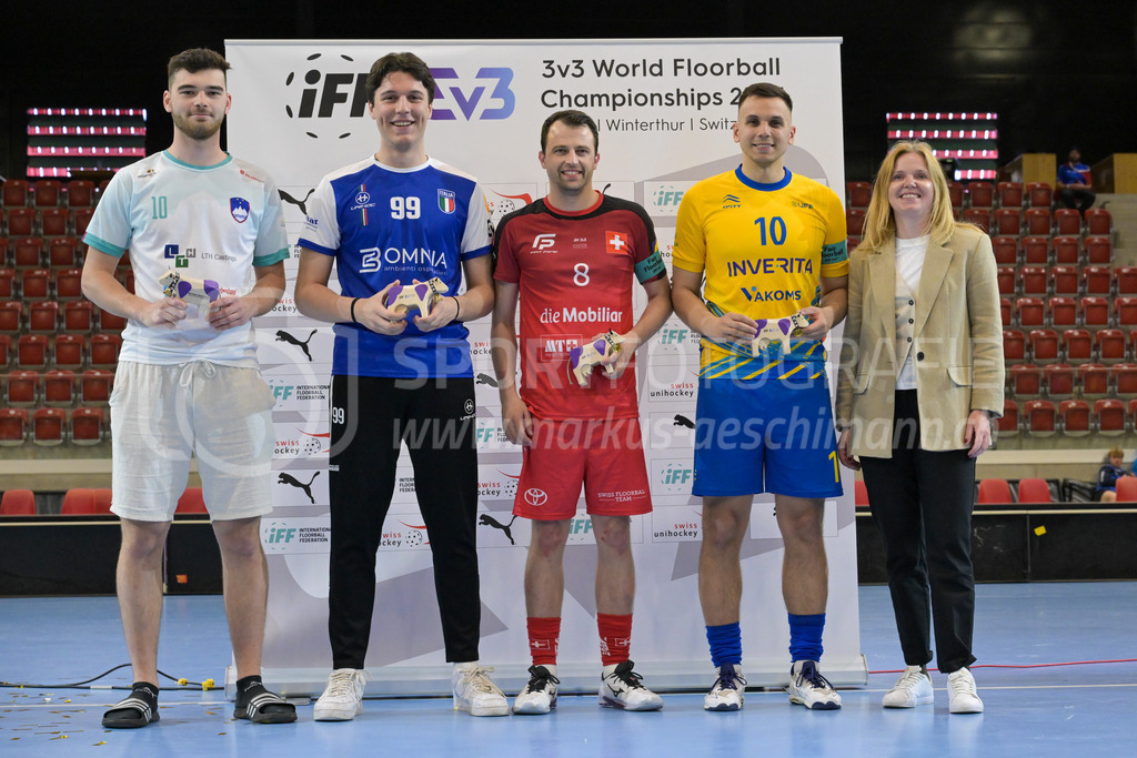 3v3 World Floorball Championships 2025 - Medal Ceremony | All star team men, during 3v3 World Floorball Championships 2025, Switzerland: 03.05.2025, Winterthur, AXA ArenaEvent page: <a href="https://www.u19wfc2025.ch/">www.u19wfc2025.ch</a>Credit: Markus Aeschimann, <a href="https://markus-aeschimann.ch">markus-aeschimann.ch</a>Instagram: <a href="https://instagram.com/sportfotografie.aeschimann">@sportfotografie.aeschimann</a> - Realisiert mit Pictrs.com