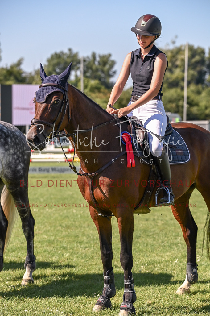 Schugtsche-Düren.2024-06.Stilspringprf.A_-177 | Schugtsche Fotografie - Realisiert mit Pictrs.com