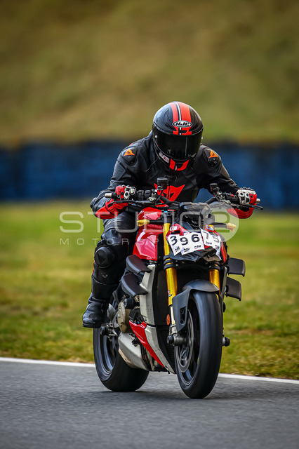 0396-240924_MO-007_396 | Deine Full-Service-Agentur für ✔️Videoproduktionen und ✔️Motorsportfotografie Jetzt Angebot anfragen!
