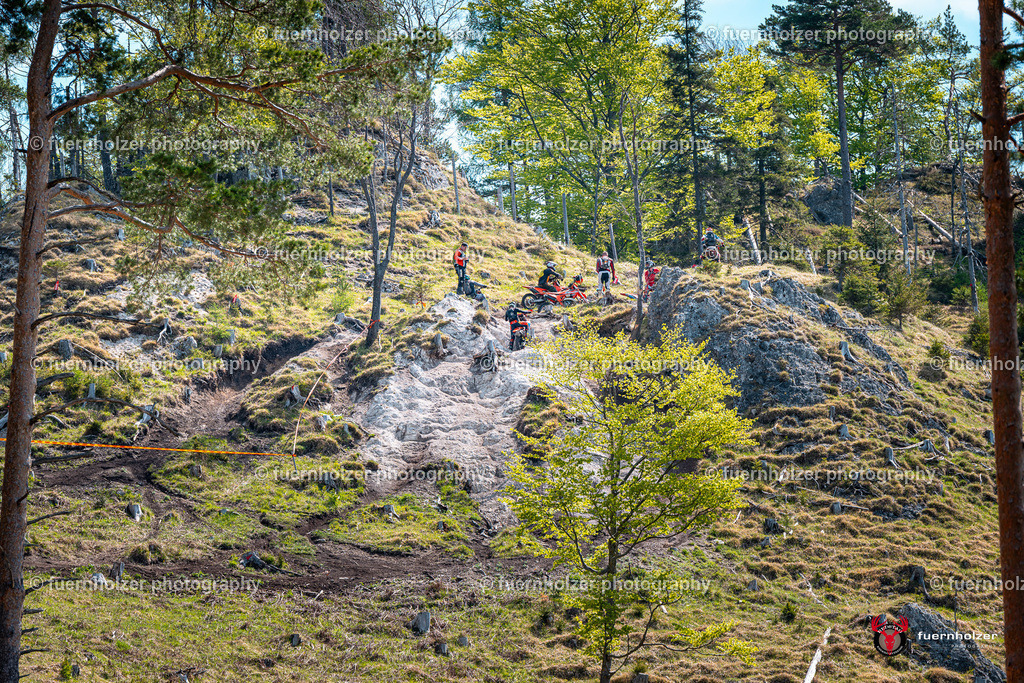 fuernholzer_250501-C2-223 | Fotografische Impressionen von der Red Stag Enduro Extreme by fuernholzer-photography.com. Endurosport in Österreich fotografisch festgehalten von fuernholzer. Auftragsfotografie für Private, Gewerbefotos und Industriefotografie. Eventfotografie, Sportfotografie und Motorsportfotografie. Anbieter von Fotoworkshops, Fototraining, fotografischen Vorträgen und Fotoseminaren.