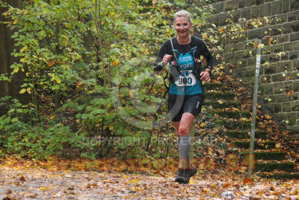 241027_0924_EV4_5603 | Sportfotografie im Rhein-Sieg Kreis, Köln, Bonn, NRW, Rheinland Pfalz, Hessen, etc. Unser Tätigkeitsfeld umfasst den Laufsport vom Volkslauf über den Marathon, Duathlon, Triathon bis zum Ultralauf wie Kölnpfad Ultra oder Schindertrail.