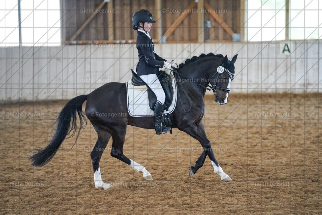 20230520-FAH05421 | Frühjahrsturnier, Landsberg am Lech, 2023, Reitclub Landsberg, Turnierbilder, Fotos Turnier Landsberg, Fotoagentur Herrmann, Turnierfotografen Bayern, Reitsport Fotograf, Pferde Fotograf