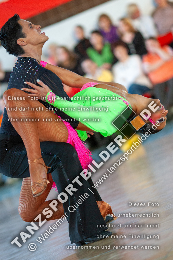 20090321-00208 | Nienburg Regionalliga Nord Lateinformationen