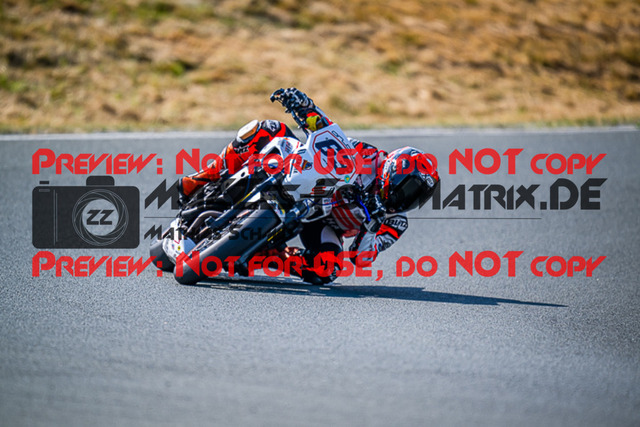 MaZZes_FotoMatrix_220724_5321 | TWIN