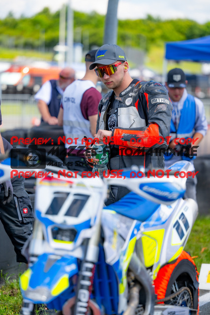 MaZZes_FotoMatrix_240623_6021986_6074 | S1