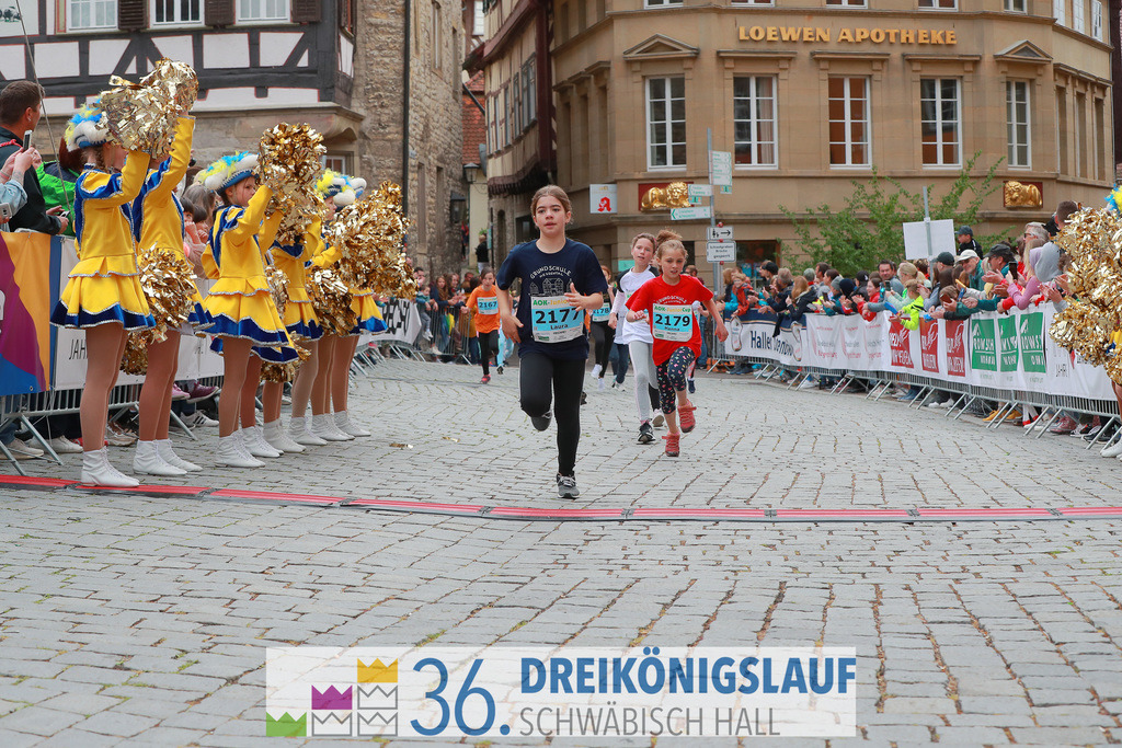 AOK Junior Cup 400m | 3Königslauf 2022 AOK Junior Cup 400m - Realisiert mit Pictrs.com