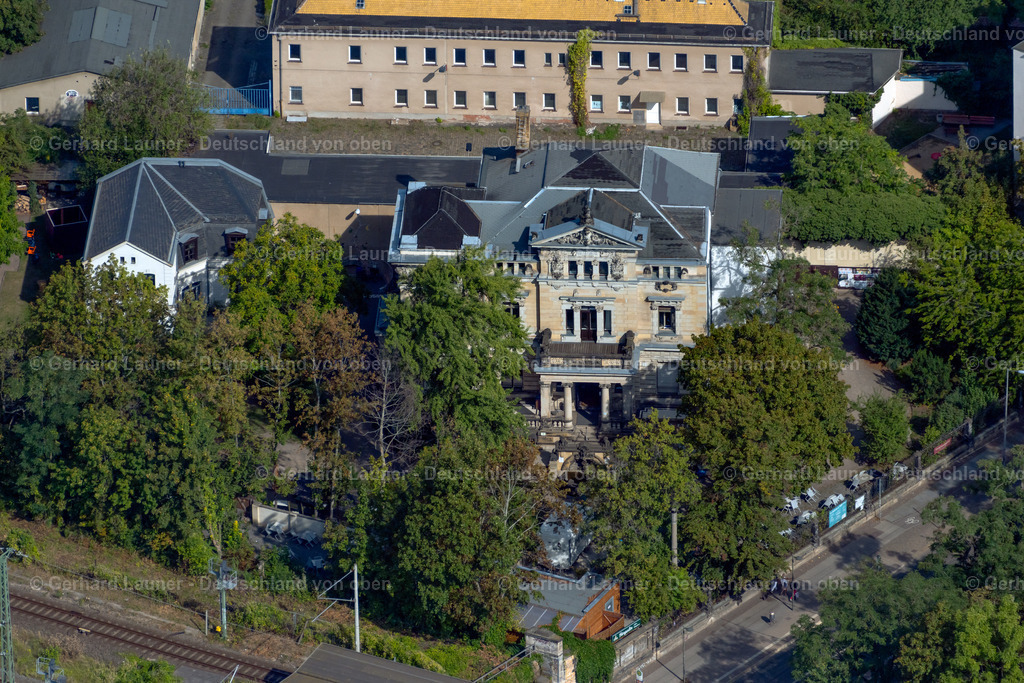 4041055 | LEIPZIG 15.09.2020 Gebäude des Verein " Budde-Haus – Soziokulturelles Zentrum Leipzig-Gohlis " an der Lützowstraße im Ortsteil Gohlis in Leipzig im Bundesland Sachsen, Deutschland. Weiterführende Informationen bei: Budde-Haus - Soziokulturelles Zentrum Leipzig-Gohlis. // Building of the association "Budde-Haus - Sociocultural Center Leipzig-Gohlis" on Luetzowstrasse in the district Gohlis in Leipzig in the state Saxony, Germany. Further information at: Budde-Haus - Soziokulturelles Zentrum Leipzig-Gohlis. Foto: Gerhard Launer