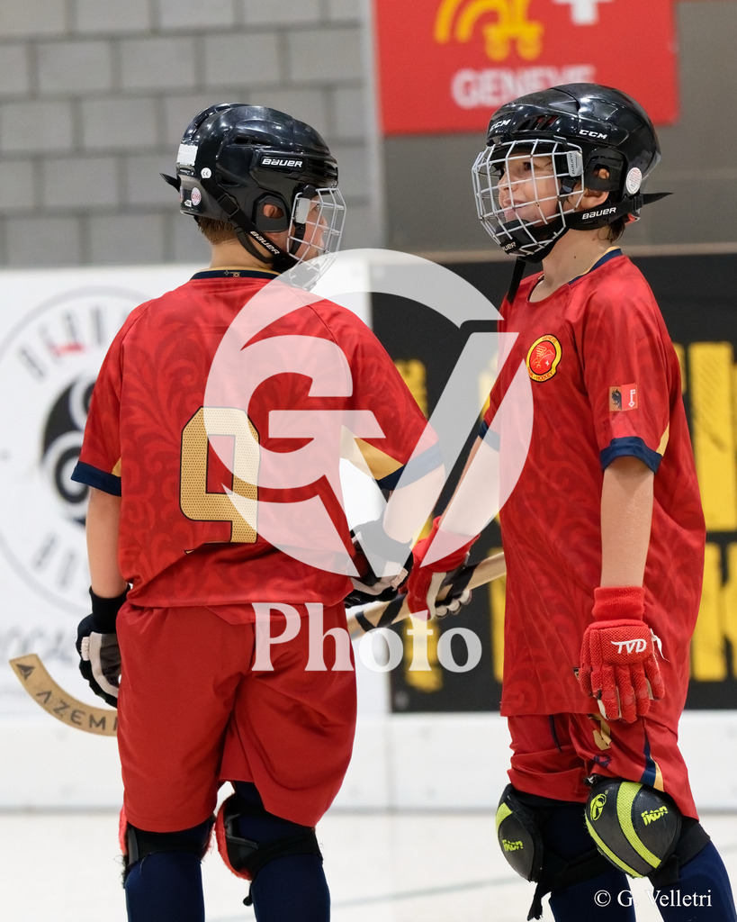U13  - Geneve RHC v HC Munsingen W  |  during the U13  match between Geneve RHC and HC Munsingen W  at Centre sportif de la queue d'arve in Geneve, Switzerland