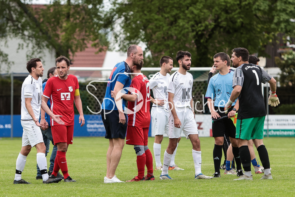 BC Aichach - FC Rennertshofen | Rudelbildung nach Schlusspfiff