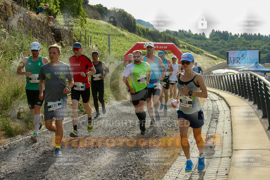 220618_0902_EX1_8697 | Sportfotografie im Rhein-Sieg Kreis, Köln, Bonn, NRW, Rheinland Pfalz, Hessen, etc. Unser Tätigkeitsfeld umfasst den Laufsport vom Volkslauf über den Marathon, Duathlon, Triathon bis zum Ultralauf wie Kölnpfad Ultra oder Schindertrail.