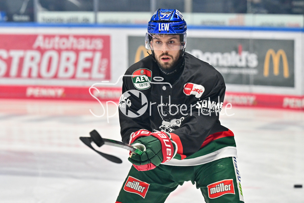 Augsburger Panther - Fischtown Pinguins | im Bild Luca TOSTO (Augsburger Panther #77) warm warmup der Panther / DEL: Augsburger Panther - Fischtown Pinguins, Curt Frenzel Stadion am 08.01.2025