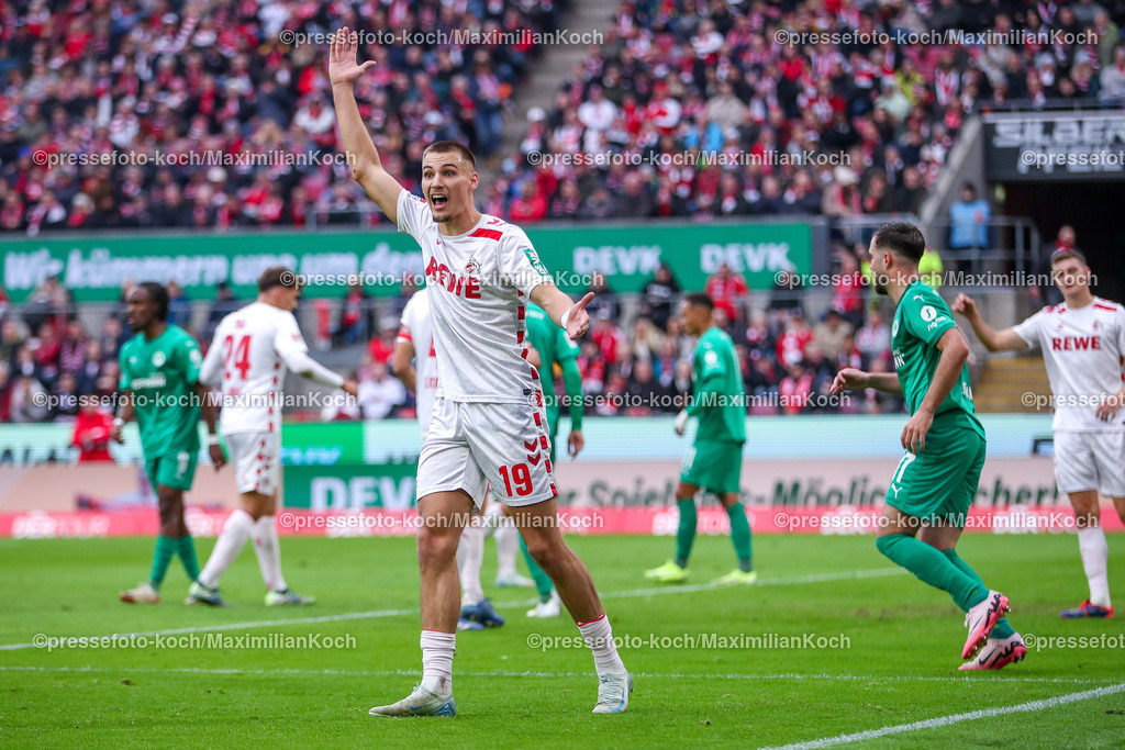 Koe09112401032 | 09.11.2024, 1. FC Köln - SpVgg Greuther Fürth, 2. Fußball Bundesliga, RheinEnergieSTADION, Saison 2024 2025: Tim Lemperle (1.FC Köln #19) gestikulierendDFB regulations prohibit any use of photographs as image sequences and or quasi-video.