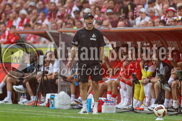 29.08.2026, GER, Fussball, Herren, Bundesliga , 1. Bundesliga, Saison 2026/2027, 1. FC Köln - TSG 1899 Hoffenheim | René Wagner (KOE) gestikuliert, Gestik