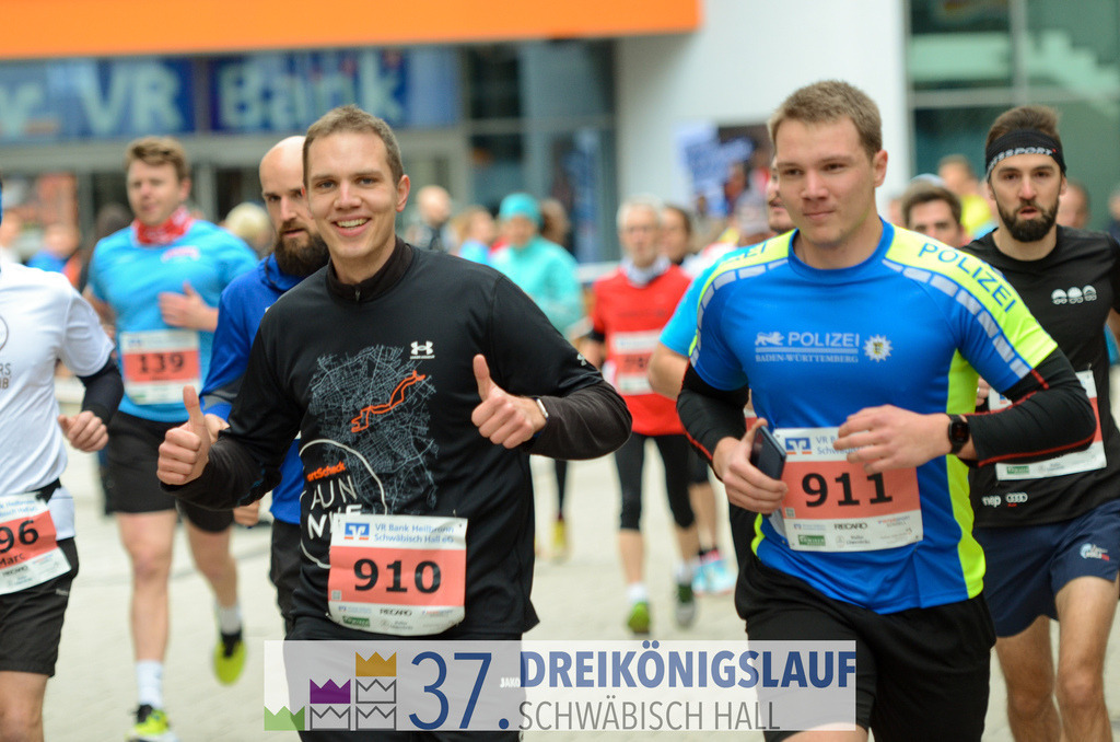 VR Bank Hauptlauf 10000m | 3 Koenigslauf 2023 - Realisiert mit Pictrs.com