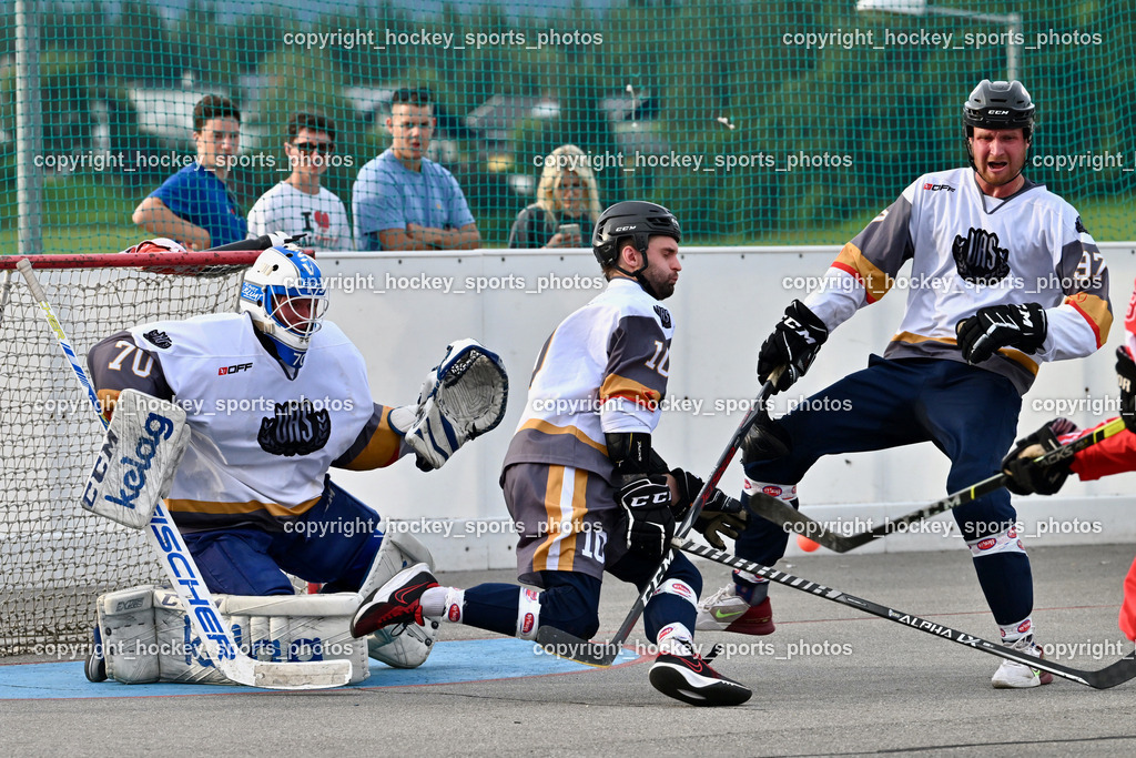 VAS Ballhockey vs. HSC Eagles Poggersdorf | #70 Moser Lukas, #10 Falkner Marco, #97 Pirsch Christoph, VAS Ballhockey vs. HSC Eagles Poggersdorf, VAS Ballhockey vs. HSC Eagles Poggersdorf am 14.07.2024 in Villach (Alpen Arena ), Austria, (Photo by Bernd Stefan)