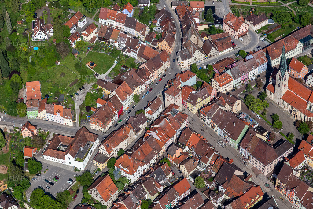 Luftbild: Schwarzes Tor in Rottweil im Bundesland Baden-Württemberg in Deutschland. Foto: IMG_114489.jpg vom 30.05.2019 durch Werner Riehm/FLY-FOTO.de