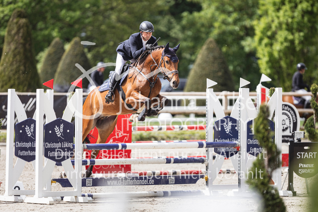 260508_PfSpTa_8_SprPf-A2-838 | Deine schönsten Turniermomente als professionelle Fotos! Entdecke hochwertige Pferdesport-Fotografie im Online-Shop. Jetzt Fotos finden & bestellen!