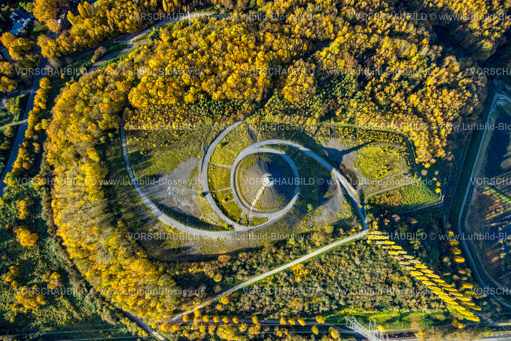 Gelsenkirchen251103001 | Luftbild, Halde Rheinelbe, Bergehalde mit Skulptur Himmelstreppe, Ückendorf, Gelsenkirchen, Ruhrgebiet, Nordrhein-Westfalen, Deutschland