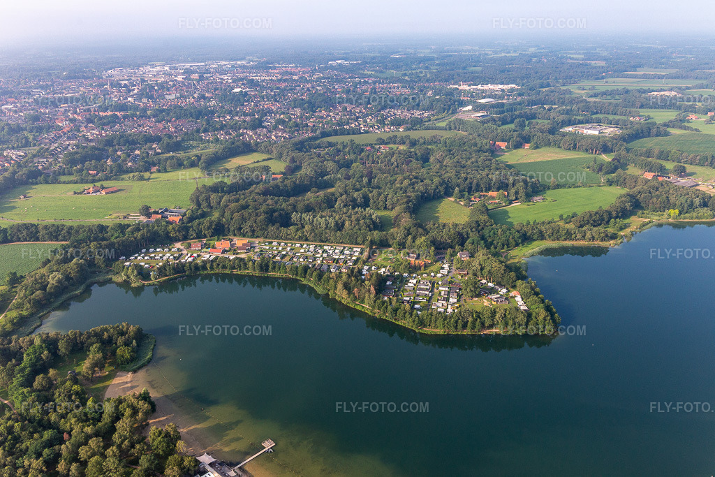 Aerial view: Camping Klompenmakerij ten Hagen, 't Hilgelomeer in Winterswijk in the state Gelderland, Netherlands. – Photo: IMG_008243.jpg taken on 07/18/2020 by Werner Riehm/FLY-FOTO.com – Resolution of the original: 5472 x 3648 px