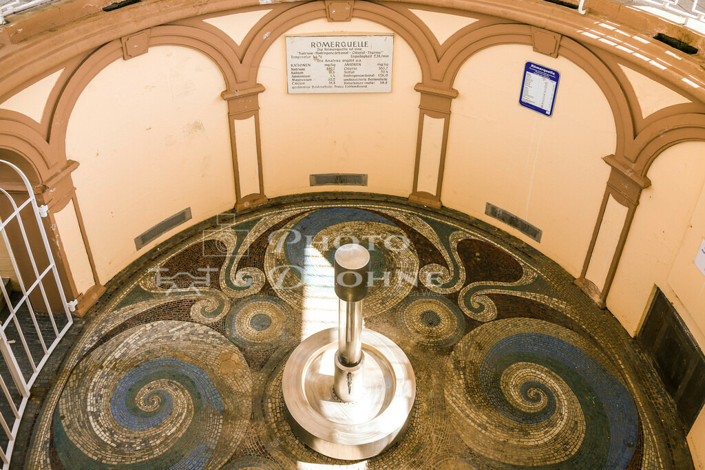 Römerquelle Kurstadt Bad Ems-8644 | Trinkbrunnen der Römerquelle in Bad Ems im Kurpark der Kurstadt. - Realisiert mit Pictrs.com