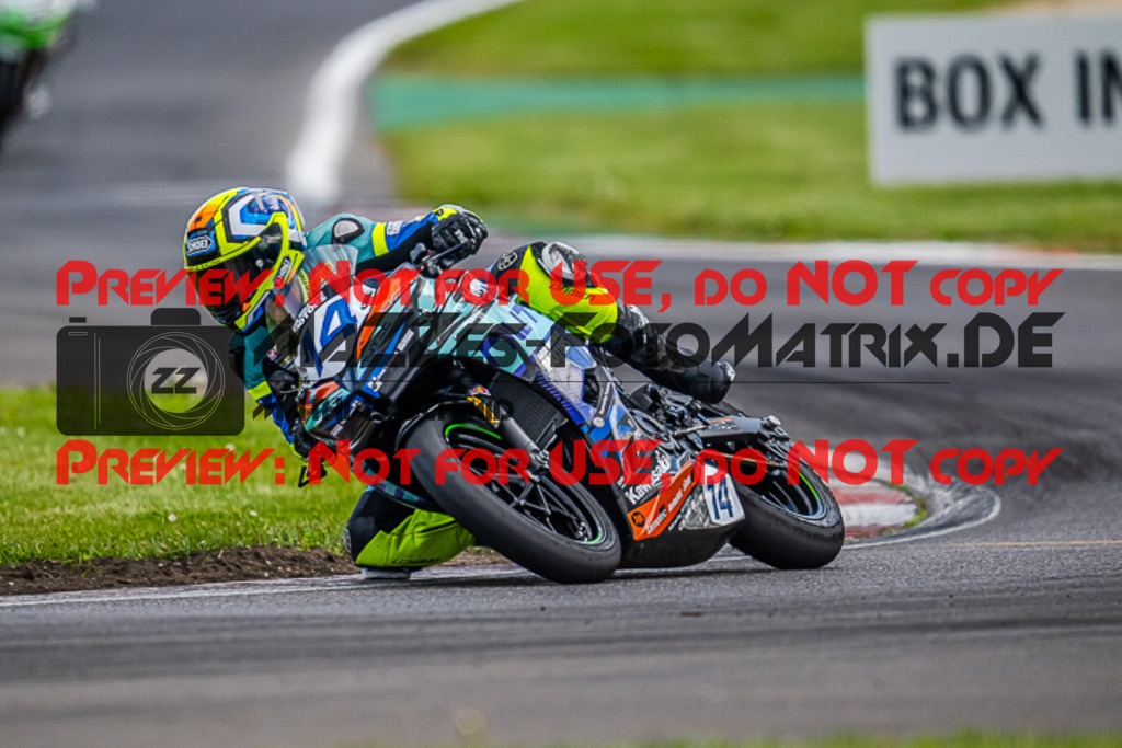 MaZZes_FotoMatrix_220506_92569 | Fotograf Mathias Schmid
Sportfotograf,
Eventfotograf,
Hochzeitsfotograf,
Portraitfotograf