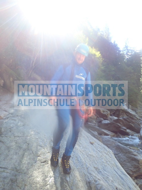 P9190016 | Bestelle die Bilder deines Berg- oder Wasser-Abenteuers mit Mountain Sports bequem von zu Hause aus direkt über unseren Online Fotoshop von pictrs.com. - Realisiert mit Pictrs.com