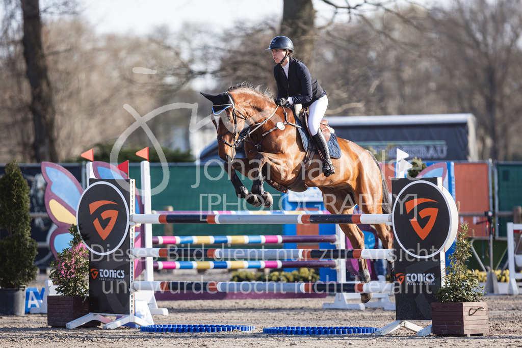 250408_Mühlen_SprPf-M-527 | Deine schönsten Turniermomente als professionelle Fotos! Entdecke hochwertige Pferdesport-Fotografie im Online-Shop. Jetzt Fotos finden & bestellen!