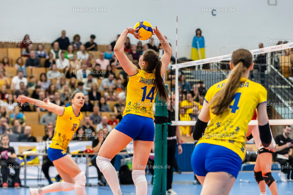 2023-00070929-Freundschaftsspiel-Deutschland-Ukraine | Zuspiel Daria SHAHORODSKA UKR 20.05.2023; Berlin Foto: Gerold Rebsch - www.beachpics.de
