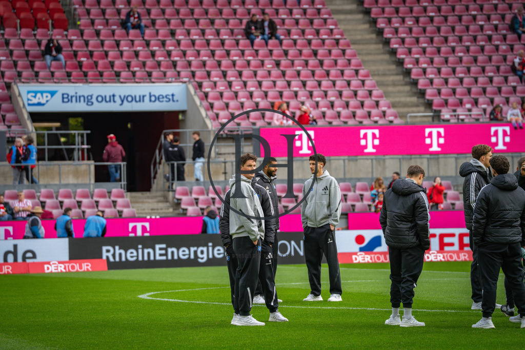 Spieltag 9 Köln - HSV_Sc-183 | Philipp-Heist - Realisiert mit Pictrs.com