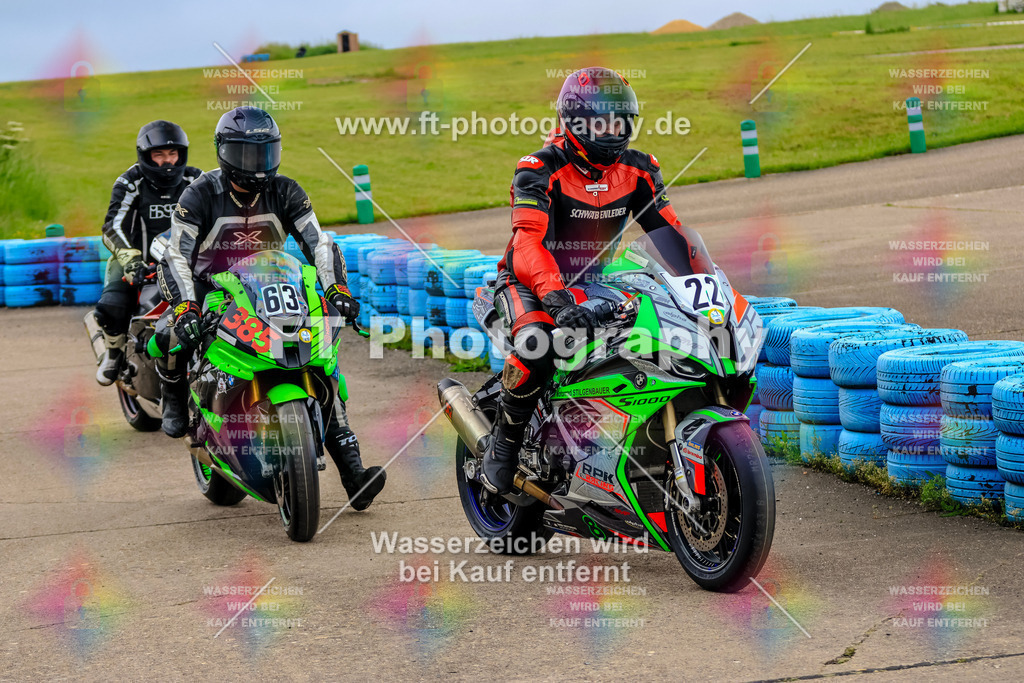 MotoTeam-7895 | Hier findet Ihr Bilder von Touristenfahrten auf der Nürburgring Nordschleife oder von anderen Veranstaltungen die ich besucht habe. Viel Spass beim Durch Schauen 