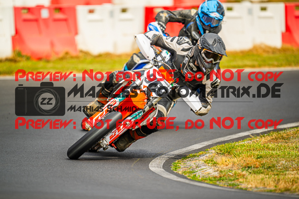 MaZZes_FotoMatrix_230701_8990 | S4