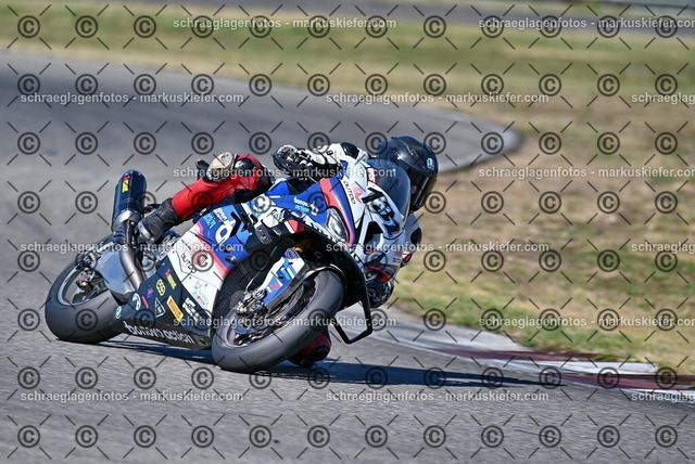 26bt04-0119 | markuskiefer.com - Realisiert mit Pictrs.com