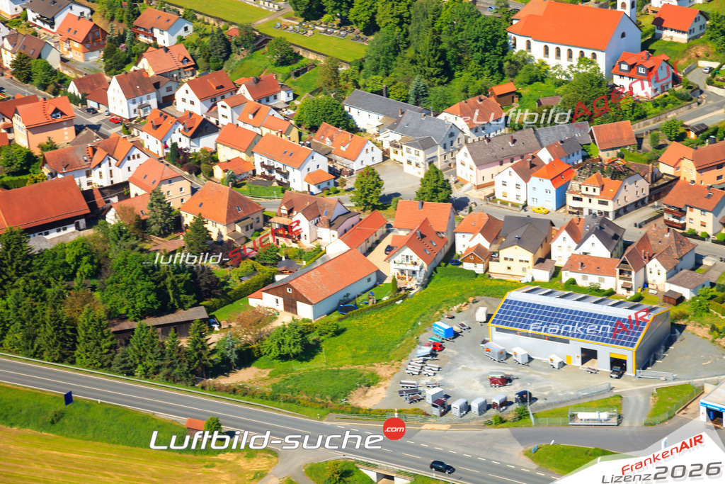 Die Luftaufnahme Johannisthal - Küps wurde vom UL-Flugzeug (keine Drohne) aus fotografiert.Hohe Druck- Auflösung-die Geschenkidee!