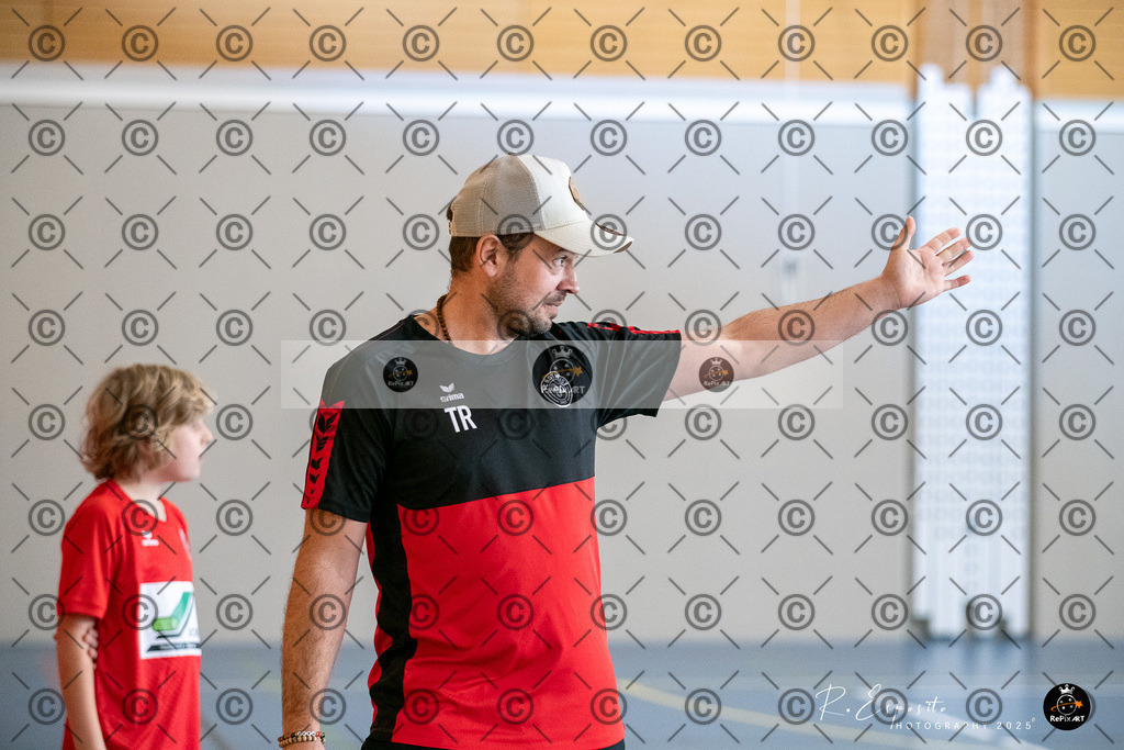 20251129_FCR-Hallenturnier-E_RAW-1_021-2 | Sport und Naturfotografie von Roberto Esposito zeigt echte Momente Bewegung und die Schönheit der Natur. Ausdrucksstarke Bilder schaffen Emotionen.