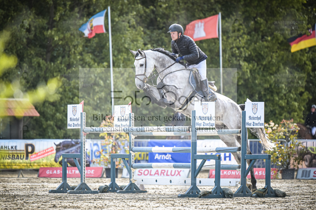 DOS_9717 | Entdecke hochwertige Reitturnierfotos von Foto Oger. Professionell, emotional und authentisch – jetzt Lieblingsmomente im Shop bestellen. - Realisiert mit Pictrs.com