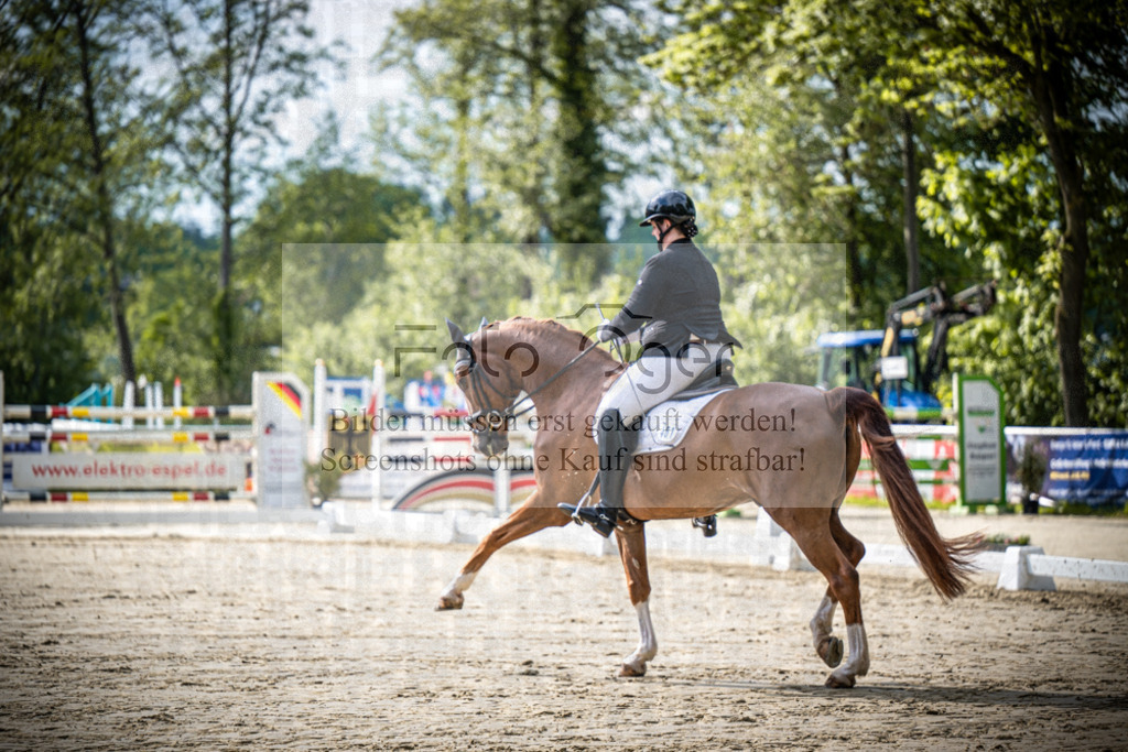 DOS_0425 | Reitturnier Venne - Realisiert mit Pictrs.com
