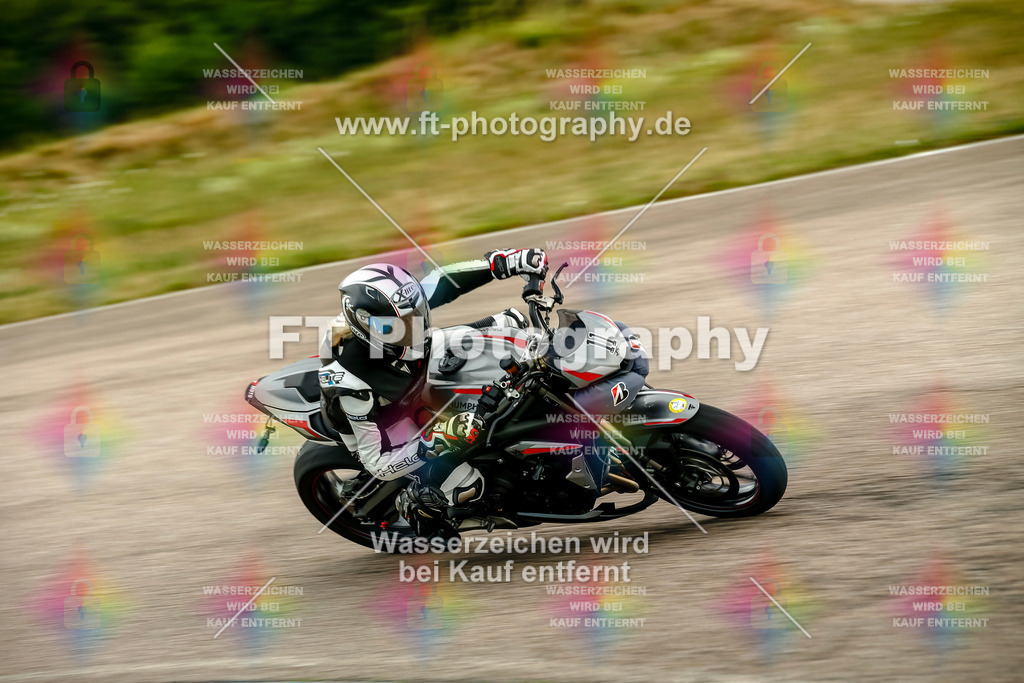 Chambley Juli-1088 | Hier findet Ihr Bilder von Touristenfahrten auf der Nürburgring Nordschleife oder von anderen Veranstaltungen die ich besucht habe. Viel Spass beim Durch Schauen 