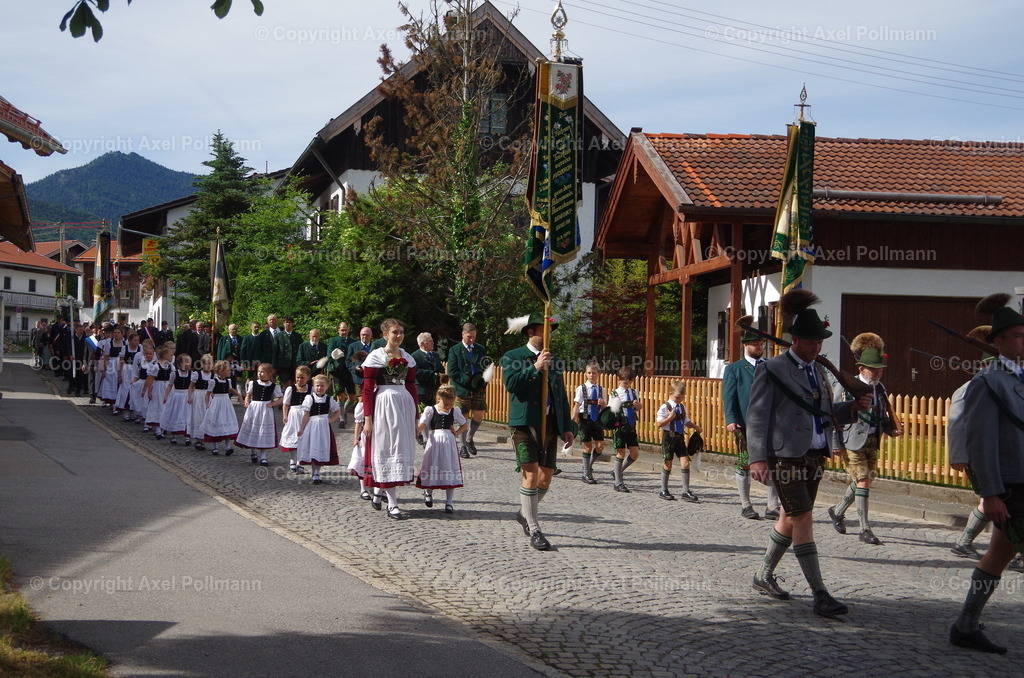 IMGP4974 | fotografiert von Axel PollmannLeonhardi Wallfahrt Benediktbeuern und Murnau, Fronleichnam, Fasching, Landschaft im Loisachtal und Benediktbeuern  - Realisiert mit Pictrs.com