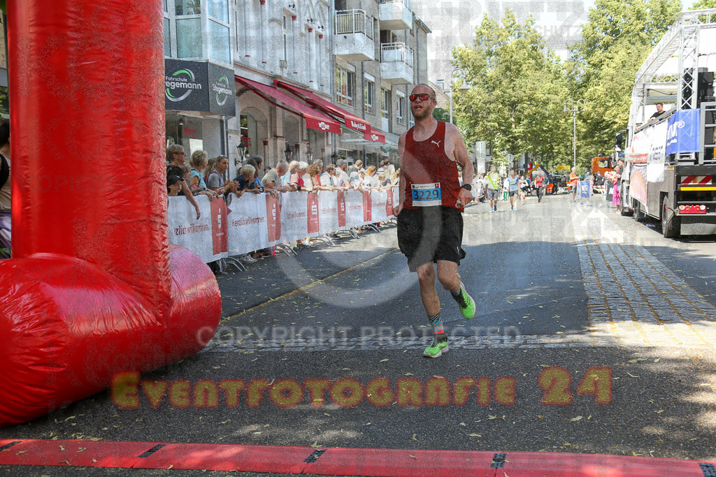 250621_1205_EX1_4855 | Sportfotografie im Rhein-Sieg Kreis, Köln, Bonn, NRW, Rheinland Pfalz, Hessen, etc. Unser Tätigkeitsfeld umfasst den Laufsport vom Volkslauf über den Marathon, Duathlon, Triathon bis zum Ultralauf wie Kölnpfad Ultra oder Schindertrail.