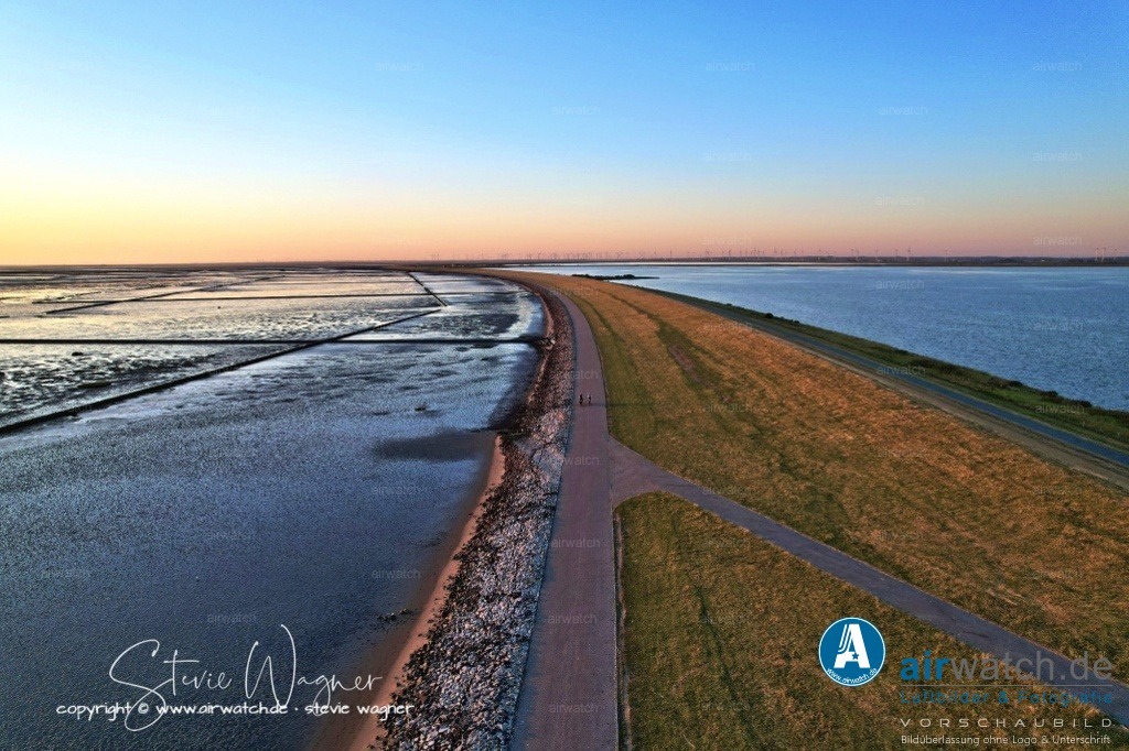 Landgewinnung & Küstenschutz in Nordfriesland | Entdecken Sie atemberaubende Luftbilder und Fotografien auf airwatch.de - Tauchen Sie ein in eine Welt voller faszinierender Aufnahmen aus der Vogelperspektive.