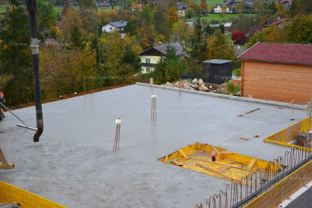 bib-lg04-betonarbeiten-0359 | Nach LV-Leistungsgruppen sortierte Detailfotos über den Bau eines Hauses. Alle Hausbau-Bilder direkt vom Urheber und Autor der Website Haus-Selber-Bauen.com