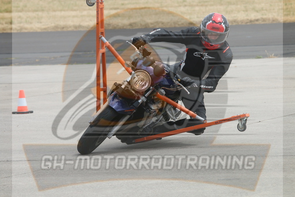 IMG_3252 | gh-motorradtraining-foto.de - Realisiert mit Pictrs.com