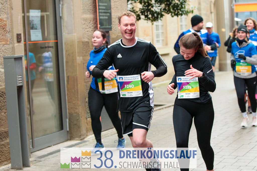 5km Roewisch Wohnbau Cup | 3 Koenigslauf 2024 5km Roewisch Wohnbau Cup - Realisiert mit Pictrs.com