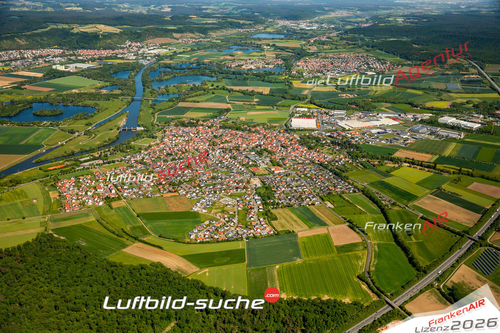 Luftaufnahme von Knetzgau Vs Google Maps- Die Luftaufnahme wurde 2025 vom UL-Flugzeug heraus erstellt ( keine Drohne ) - Hochauflösende Luftaufnahme - für professionelle Ausdrucke geeignet. Die Geschenkidee !Mit Lizenz und Bildrechte bestellbar