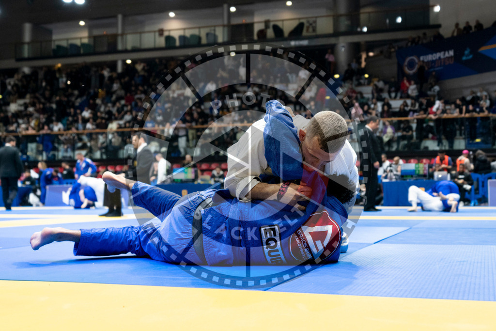 20240121PBB5664 | Fighters compete during the second day of the IBJJF European Championship in Paris, France, on January 21, 2024.