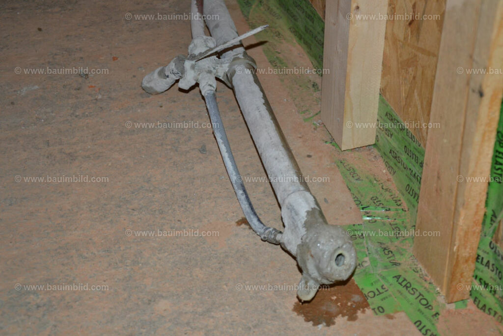 bib-lg18-putzarbeiten-0046 | Nach LV-Leistungsgruppen sortierte Detailfotos über den Bau eines Hauses. Alle Hausbau-Bilder direkt vom Urheber und Autor der Website Haus-Selber-Bauen.com