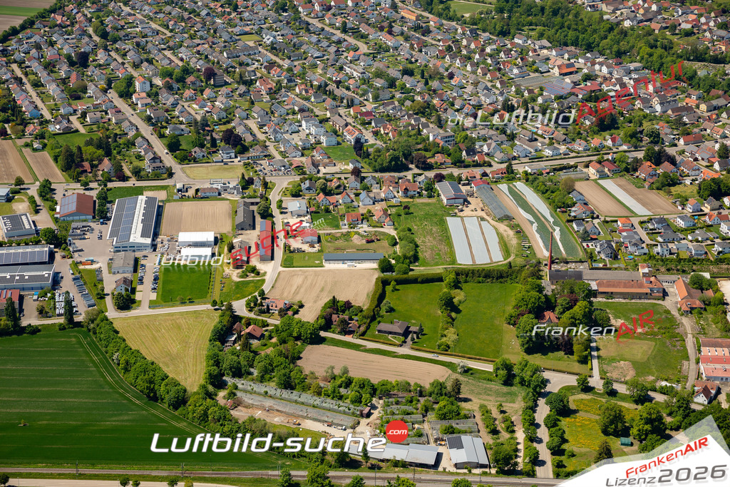 Luftaufnahme der Stadt Gundelfingen an der Donau - Die Luftaufnahme wurde 2025 vom UL-Flugzeug heraus erstellt ( keine Drohne ) - Hochauflösende Luftaufnahme - für professionelle Ausdrucke geeignet. Die Geschenkidee !Mit Lizenz und Bildrechte bestellbar