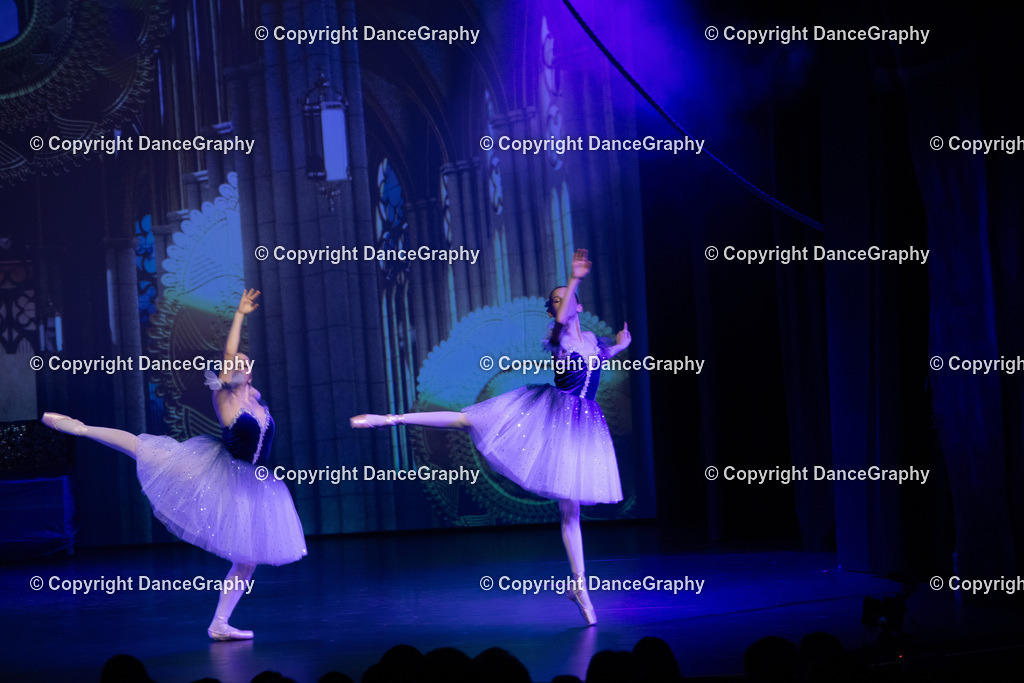 GPHY1567 | DanceGraphy - Realisiert mit Pictrs.com