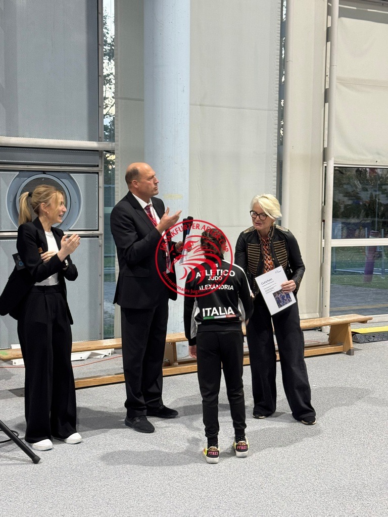 IMG_2460 | Fotos vom Adler Cup - Pictures from Adler Cup

Hier findet Ihr alle Eindrücke und großen Momente der Adler Cup Wochenenden. Here you will find all impressions and great moments of the Adler Cup weekends. - Realisiert mit Pictrs.com